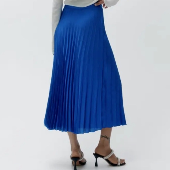 ZARA NEW WOMAN PLEATED MIDI SKIRT ELECTRIC BLUE 2970/886 M - Picture 4 of 6